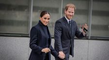 Fotka, akú často nezverejňujú. Princ Harry s Meghan ukázali po dlhej dobe deti
