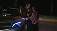 Hazan si ani neuvedomí, že sa medzi ňou a Yağızom čosi podstatné zmenilo