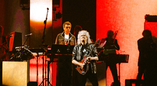 Brian May sa s fanúšikmi podelil o desivú správu. Prekonal mŕtvicu
