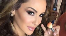 Sexica Coral z Mora lásky: Neverná potvora alebo nevinná obeť?