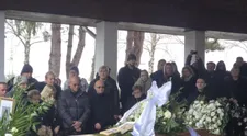 Monike Jákliovej (†31) dali posledné zbohom. Rozlúčil sa snúbenec aj expartner Boráros