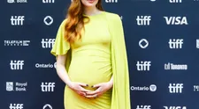 S manželom čaká prvé dieťa. Herečka sa ukázala na premiére