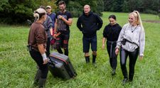 Krutý dotyk s realitou: Farmári s hrôzou zistili, že smrdia