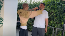 Justin Bieber konfrontoval paparazzov: Jediné, čo chcete, sú peniaze
