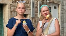 Boli proti, aby sa venovala herectvu: Dcéra slovenskej herečky hviezdi v Sľube