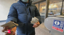 Podvody na turistoch v českej metropole