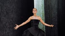 Céline Dion sa po rokoch postavila pred publikum. To, čo sa stalo o pár sekúnd, nečakal nikto!
