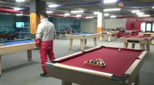 Kedy by sa Alexander Bárta viac pozeral po ženách?