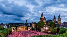 Tam, kde valčík spája celý svet. Maastricht opäť ukázal, prečo sú koncerty André Rieu životným zážitkom