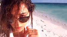 Prešibaná Cansu Dere vybabrala s paparazzmi!