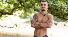 Farmársky miláčik Šimon skončil s krvavou tvárou: Zlomili mu nos!