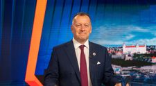 Boris Kollár má 16 detí. Najnovší prírastok splodil s o viac ako 30 rokov mladšou kráskou