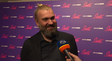 Režisér Michal Samir sa pozná s Emiliou Clarke: Stala sa slávna a zabudla na mňa!