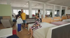 Našili na neho búdu: Za Utajeným šéfom poslali manželku. Tiež v utajení