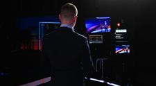 Nový moderátor Prvých Televíznych novín: Prvá reakcia po vysielaní!