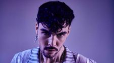 Adam Pavlovčin je sám: Zverejnil prvý slovenský videoklip