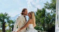 FOTKY Dary Rolins ako nevesty len u nás! Jej svadobná róba ukrývala nečakané tajomstvo