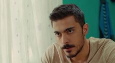 Yiğit chce vyhľadať svoju biologickú matku a čeliť pravde. Nech už je akákoľvek...