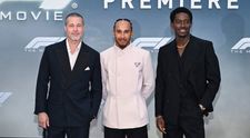 Móda z premiéry filmu F1 v New Yorku: Brad Pitt žiaril po boku exotickej partnerky