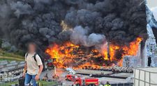 Pekelné inferno na známom hudobnom festivale: Plamene zničili hlavné pódium