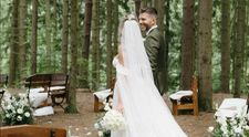 Svadba ako z Twilightu. Hviezda Love Islandu povedala áno