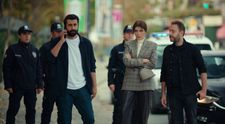 Atilla kvôli Neslihan odignoruje priamy rozkaz a vážne ohrozí svoju kariéru