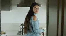 Hazan trestuhodne podcení aj matku, aj jej priam chorobnú zvedavosť!
