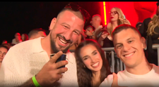 Stretnutie, aké sme nečakali. Na koncerte DJ Hugela prišlo k veľkému prekvapeniu