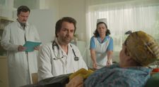 Najvtipnejšia postava v Sľube skončila v rukách lekárov. Môže za to vážna diagnóza