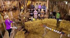 Spomínate si, kto vôbec ako prvý vypadol z Farmy? Slzy tiekli potokom