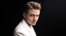 „Áno, rád sa prezliekam za ženu,“ šokuje Ondřej Brzobohatý. Unikli pikantné fotky