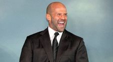 Jason Statham si zahrá Jasona Stathama vo filme Jason Statham mi ukradol bicykel