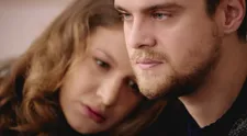 Zmätený Yasin si, žiaľ, znova vyberie nesprávnu stranu