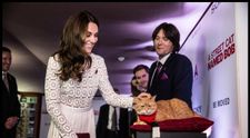 Príbeh, ktorý očaril aj vojvodkyňu Kate! Život hudobníka závislého na heroíne zachránil kocúr