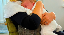 Známa moderátorka sa stala babičkou: Pochválila sa fotkou s vnúčaťom