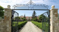 Horúca krv: Úteky a Odcudzenie