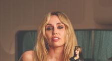 Miley Cyrus neskrýva nadšenie. Splnila si svoj detský sen!