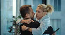 Sanem a Bora sa pri spoločnom prípade neplánovane zblížia