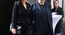 Známy moderátor sa druhýkrát narodil: Vážna nehoda na diaľnici!