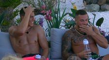 Ups, to nevadí! Trapasy, na ktoré účinkujúci z Love Islandu nezabudnú