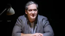 Martin Mňahončák mieri do Klamstva. Hovoriť pravdu sa dnes nenosí, myslí si