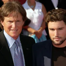 Chris Jenner (dnes Caitlyn) so synom Brodym