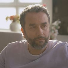 Edo má podozrenie
