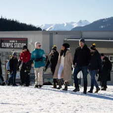 Princ Harry s Meghan na lyžiarskom svahu