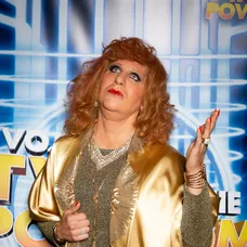 Juraj Loj ako Alla Pugacheva.