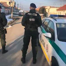 Polícia na mieste nešťastia.