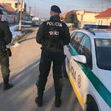 Polícia na mieste nešťastia.