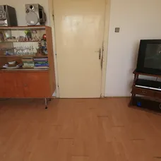 Rodina už roky žije vo viac než 70-ročnom dome, ktorý potrebuje kompletnú rekonštrukciu. 