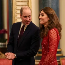 Princ Harry priletel ako obyčajný cestujúci do Kanady. 