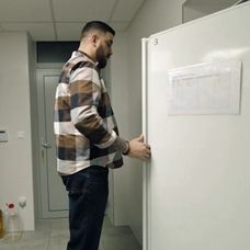Na nože - Martin kontroluje chladničky